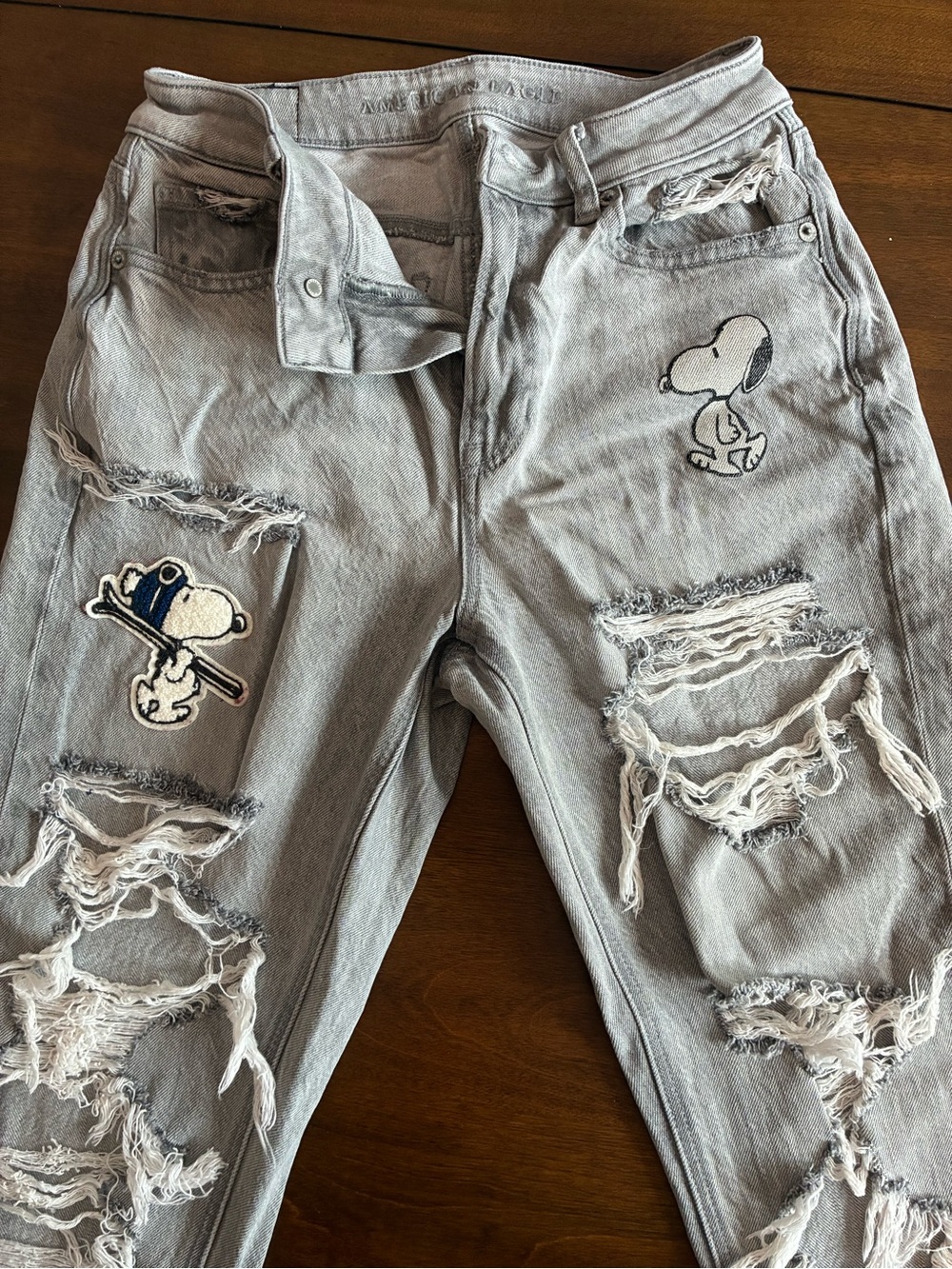 Light Gray Ripped Men’s Jeans with Snoopy Patch